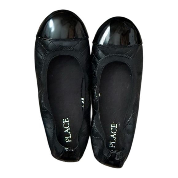 The Children’s Place Girl’s Size 2 Black Quilted Cap-Toe Ballet Flats - Picture 4 of 6